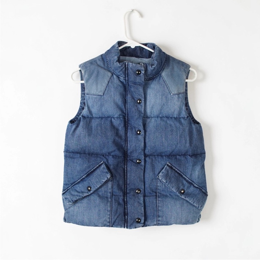Gap Full Zip Snap On Denim Puffer Vest Womens Small Indigo Blue Quilted Y2K EUC